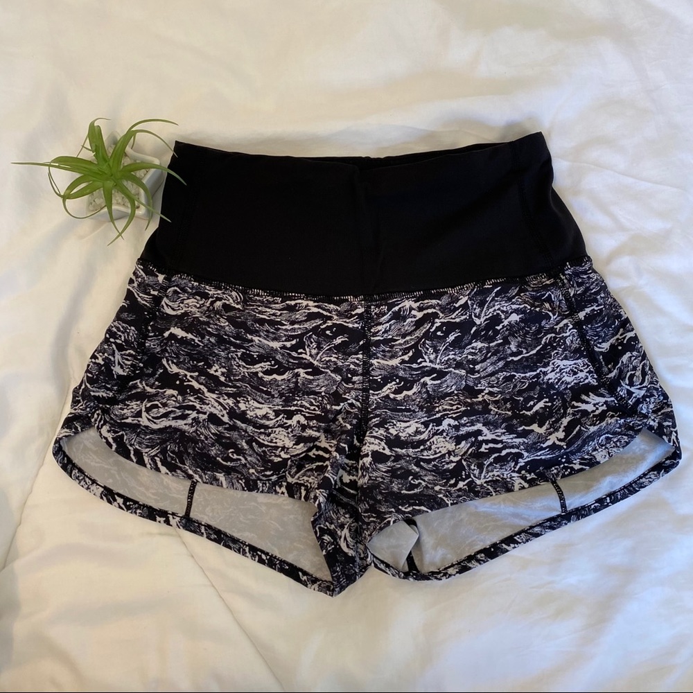 Lululemon Speed Up Short High-Rise 2.5"